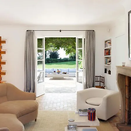 Saint-tropez Sleeps 10 Pool Air Con Wifi