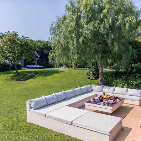 Saint-tropez Sleeps 10 Pool Air Con Wifi